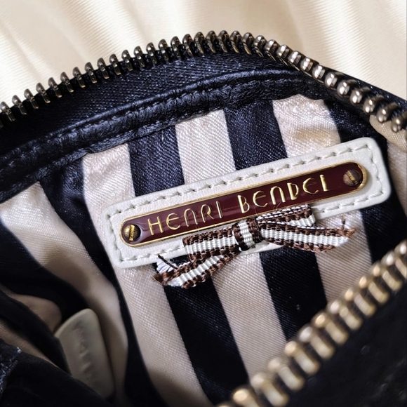 Henri Bendel Coin Pouch - Picture 5 of 13